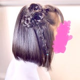 卒業式✿*:･ﾟお花のヘアアレンジ♡の記事画像